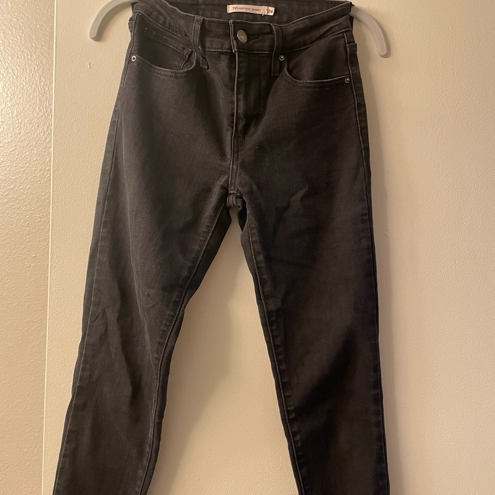 Black Levis 721 High Rise Skinny Jeans